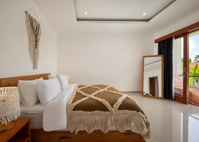 Cinta Rose - Berawa Villa